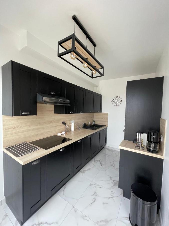 Apartamento Bright Nest - Open View - Residential Area La Rochelle  Exterior foto